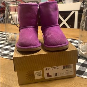 GUC Girls Purple Uggs size 8